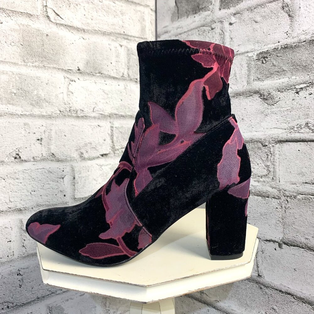 Steve Madden Velvet Floral Pointed Toe Block Heel Whimsigoth Ankle Boots - Picture 1 of 11